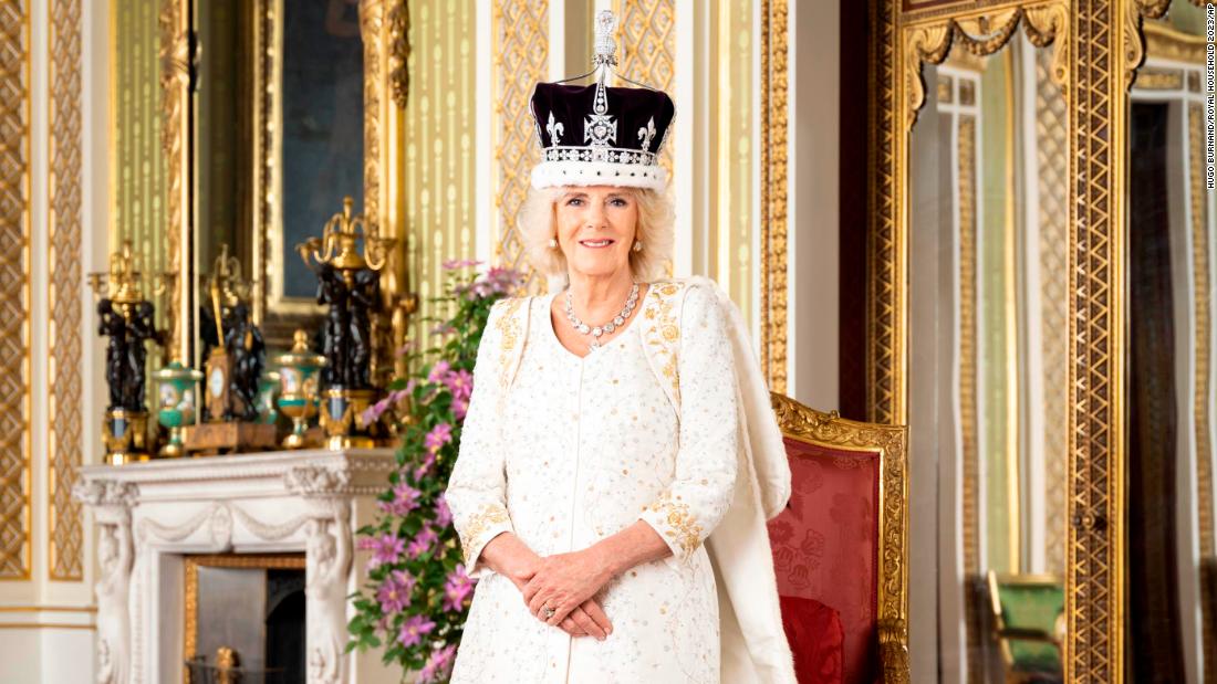 Camilla poses for a photo in Buckingham Palace&#39;s Green Drawing Room in May 2023.