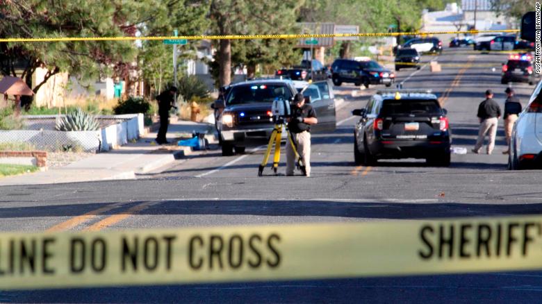 Teen gunman &#39;roamed&#39; through neighborhood prior to shooting spree, says New Mexico police chief