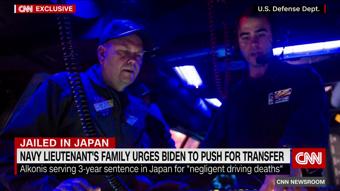 日本に収監された米船員の妻は、BidenにG7サミットで事件を提起するよう依頼する。
