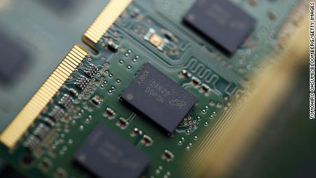 Micron warns of lost revenue after China slaps it with sanctions 