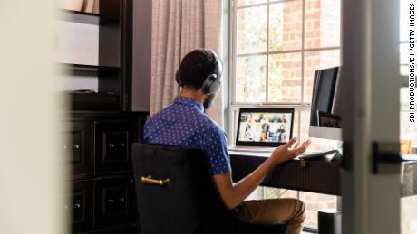 Return-to-office mandates won&#39;t magically improve young employees&#39; career development