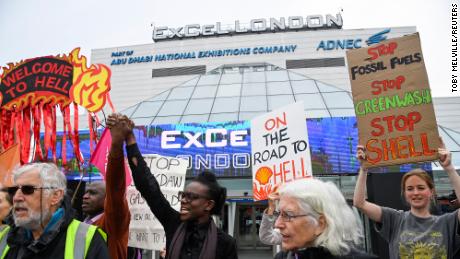 &#39;Go to hell, Shell.&#39; Climate protests disrupt oil company&#39;s shareholder meeting