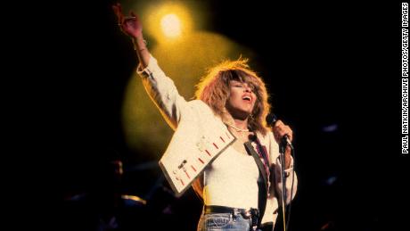 American R&amp;B and Pop singer Tina Turner performs onstage at the United Center, Chicago, Illinois, October 1, 2000.