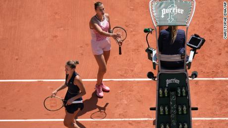 Ukraine&#39;s Marta Kostyuk refused to shake hands with Belarusian Aryna Sabalenka at the end of their French Open match.