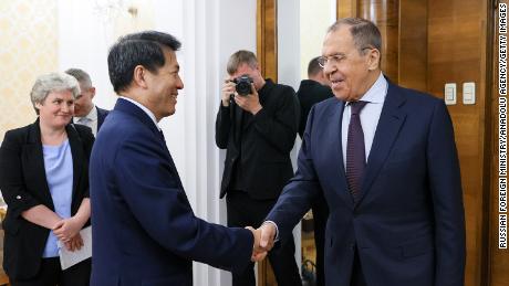 Russian Foreign Minister Sergei Lavrov welcomes Li Hui, China&#39;s special representative on Eurasian affairs, at the Russian Foreign Ministry headquarters in Moscow on May 26, 2023. 