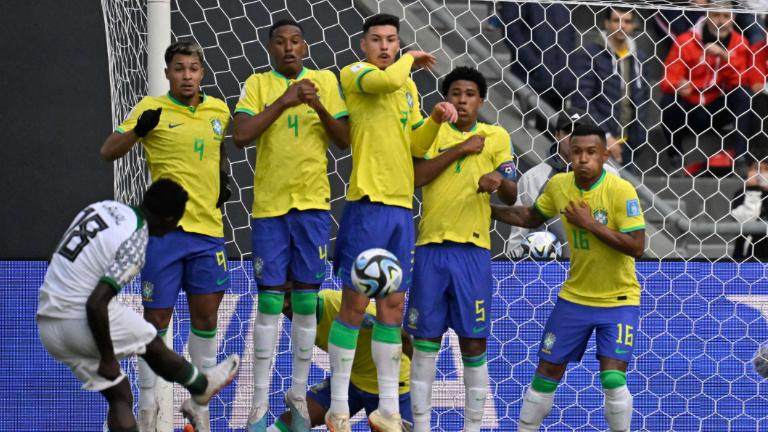 Uruguay juega este domingo ante Brasil por el título del