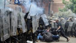 230529143311 kosovo clash 052023 hp video Kosovo: NATO peacekeepers injured during clashes in northern Kosovo