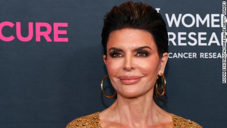 Lisa Rinna attends the Women&#39;s Cancer Research Fund&#39;s An Unforgettable Evening Benefit Gala 2023 at Beverly Wilshire, A Four Seasons Hotel on March 16, 2023 in Beverly Hills, California.