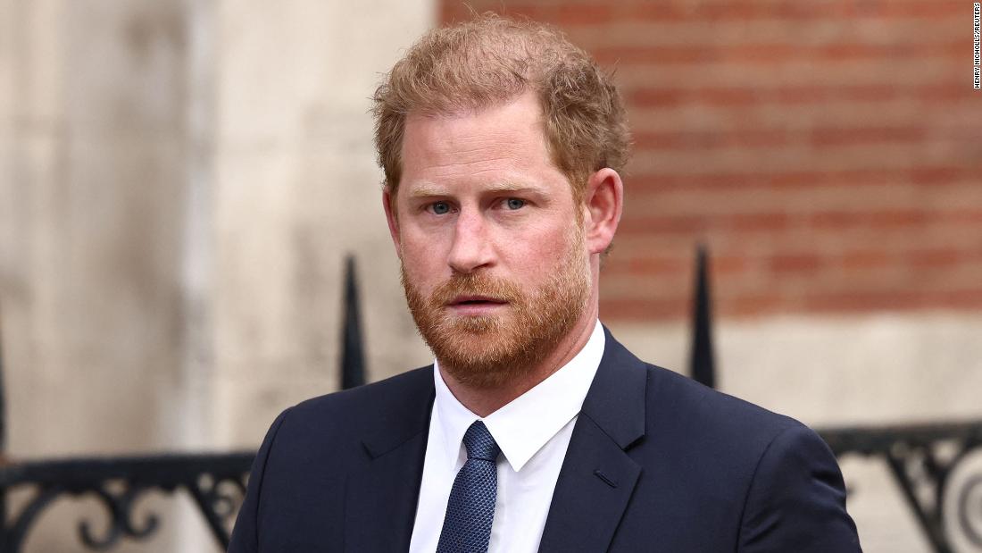 Live updates: Prince Harry gives evidence in London phone hacking case