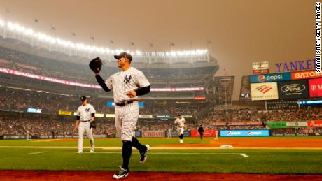 New York Yankees host Chicago White Sox in smoke-shrouded game amid Canadian wildfires