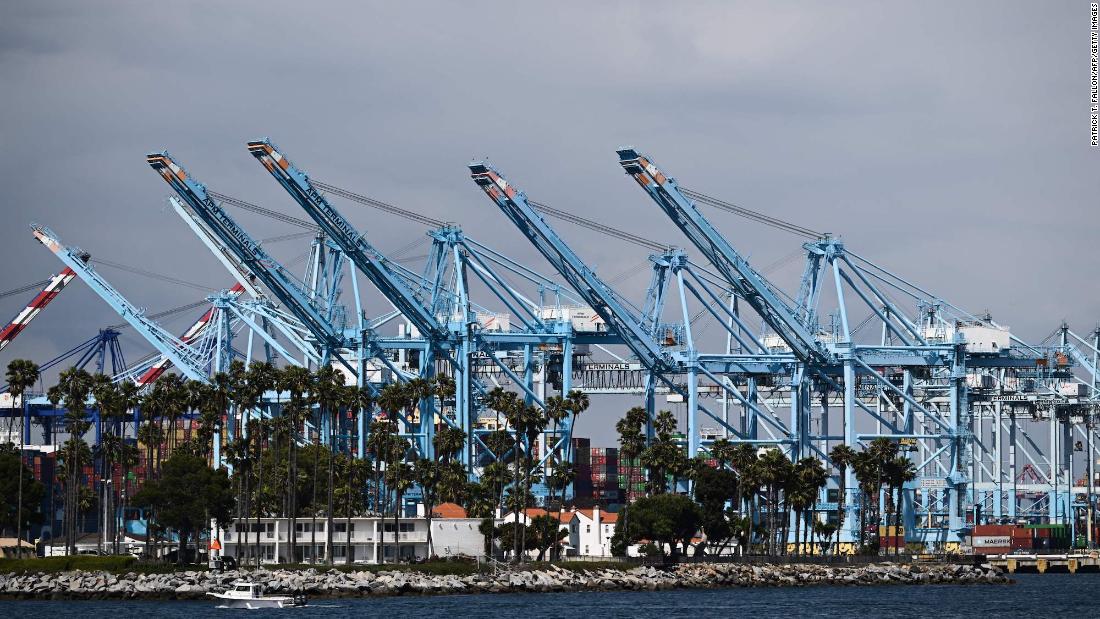 NextImg:Pacific Maritime Association and the International Longshore and Warehouse Union reach tentative labor agreement