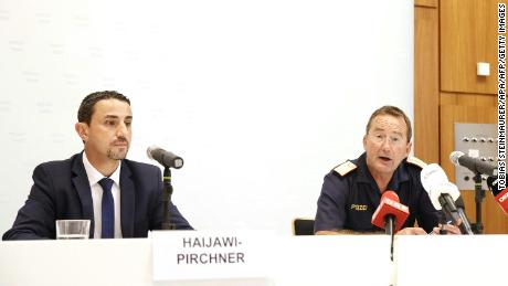 Director of Austria&#39;s domestic intelligence agency DSN Omar Haijawi-Pirchner and president of the Vienna Police Gerhard Pürstl during the press conference on on Sunday. 