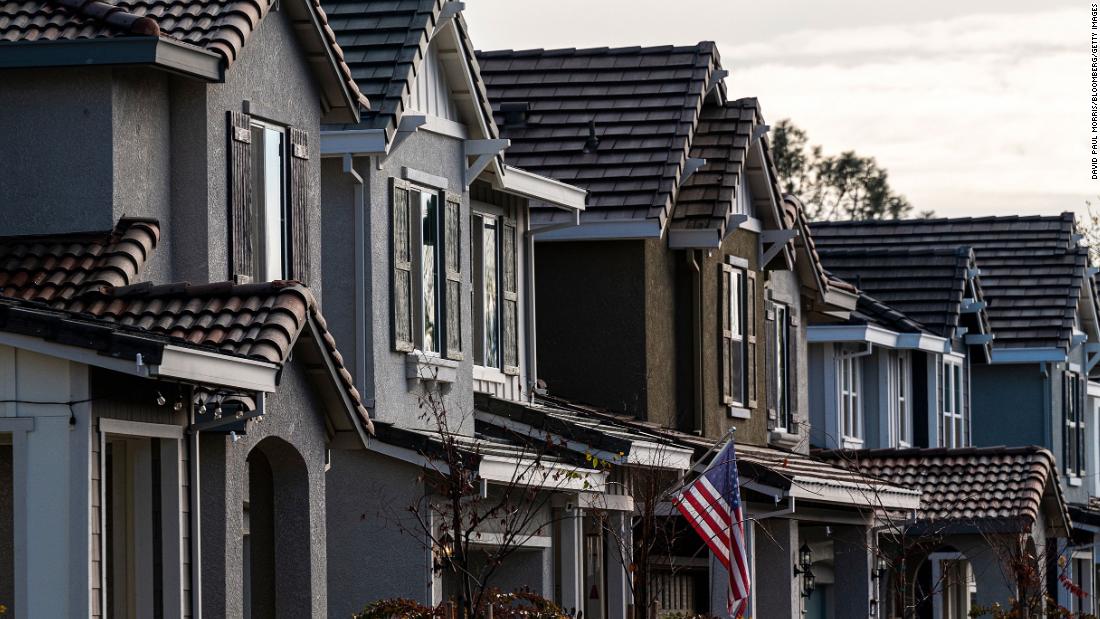 NextImg:Pending home sales fall more than expected in May