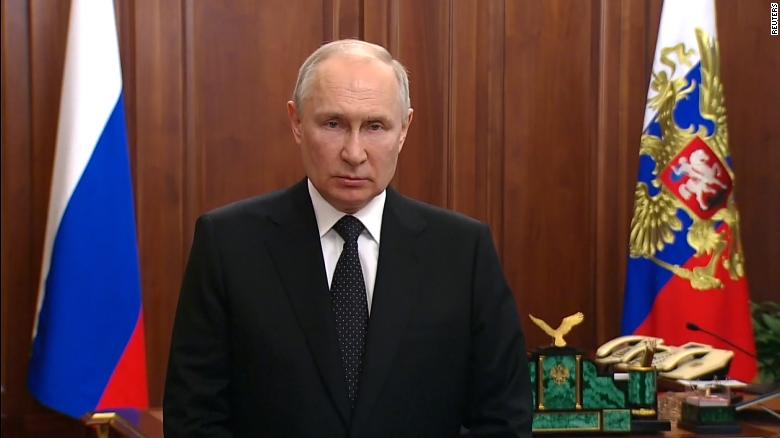 Russian President Vladimir Putin issues blunt warning 
