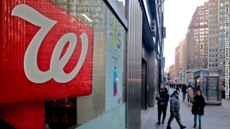 Walgreens profit tumbles, slashes guidance amid significant drop in Covid vaccine demand