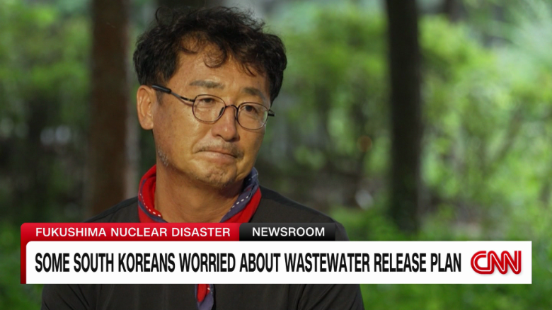 exp South Korean fishermen Fukushima concerns Hancocks pkg 070812ASEG2 CNNI World_00022707