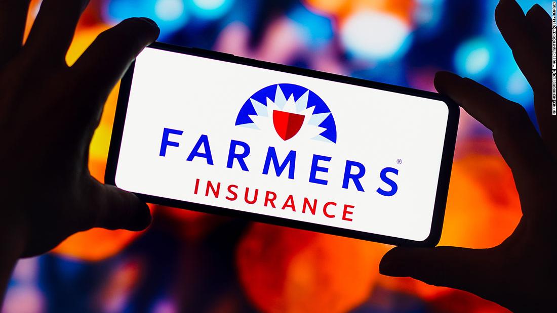 NextImg:Farmers Insurance pulls out of Florida, affecting 100,000 policyholders