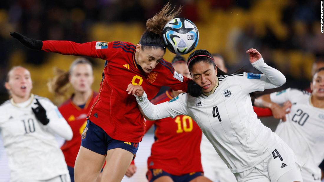 Spain&#39;s Esther González wins a header against Costa Rica&#39;s Mariana Benavides on July 21. Spain won 3-0.