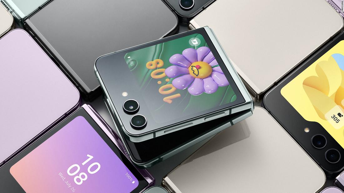 NextImg:Samsung shows off its fifth generation foldable smartphones