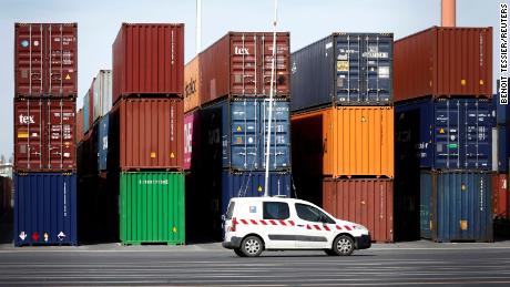 A rebound in international trade helped the French economy grow by 0.5% in the second quarter. 