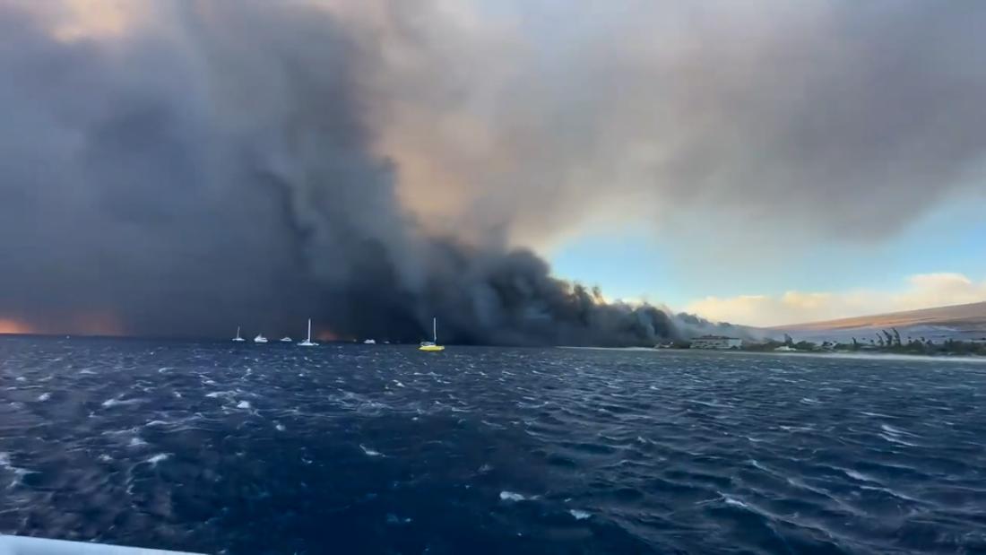 La tragedia de Hawai se refleja en las impresionantes columnas de humo ...