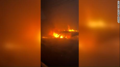 Video shows family&#39;s terrifying escape from Maui wildfires 