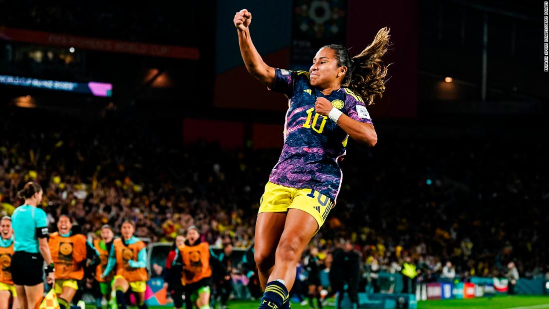 Leicy Santos celebrates her goal that gave Colombia a 1-0 lead against England.