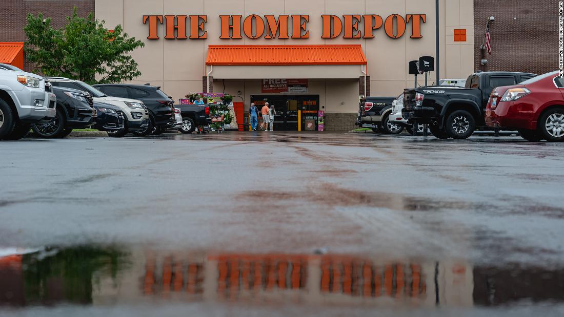 NextImg:Home Depot sales fell as housing market cooled