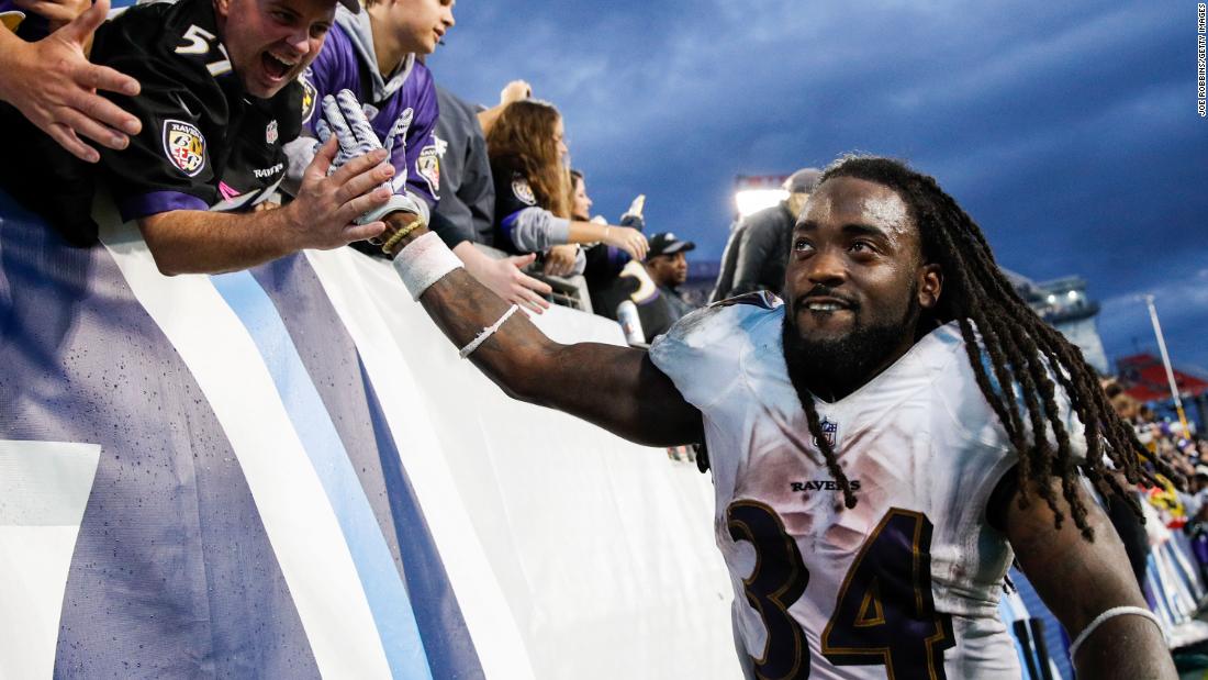 Former NFL running back &lt;a href=&quot;https://www.cnn.com/2023/08/15/sport/alex-collins-nfl-death-spt-intl/index.html&quot; target=&quot;_blank&quot;&gt;Alex Collins&lt;/a&gt;, who played with the Seattle Seahawks and Baltimore Ravens, died in a motorcycle accident on August 13, according to the Broward County Sheriff&#39;s Office. He was 28.