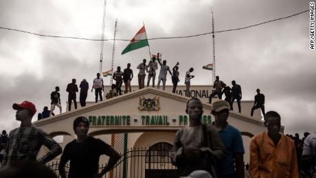 African Union suspends Niger in crackdown over coup 