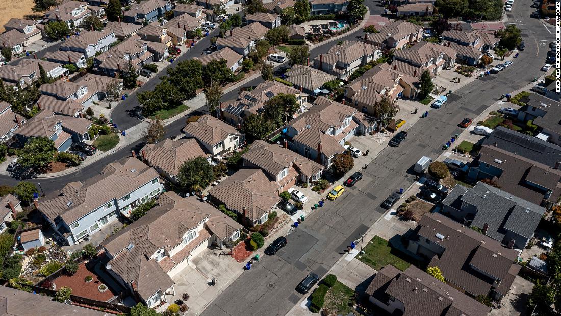 NextImg:US home prices rose in July after 5 months of declines