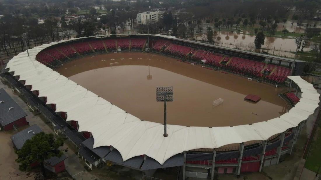 Las Intensas Lluvias Inundaron Por Completo El Campo De Juego De Este