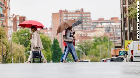 Madrid residents told to stay indoors as Spanish capital braces for torrential rain 
