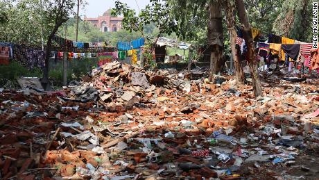 India, advocate for the global poor, clears slums as G20 draw near