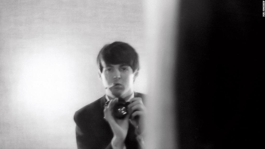 Foto’s van Paul McCartney tonen het hoogtepunt van ‘Beatlemania’
