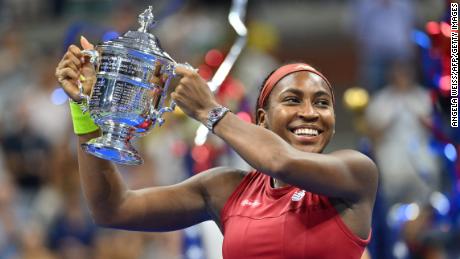 USA&#39;s Coco Gauff holds the trophy after defeating Belarus&#39;s Aryna Sabalenka in the US Open tennis tournament women&#39;s singles final match at the USTA Billie Jean King National Tennis Center in New York City, on September 9, 2023. (Photo by ANGELA WEISS / AFP) (Photo by ANGELA WEISS/AFP via Getty Images)