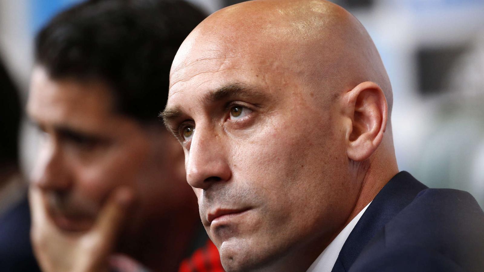 Luis Rubiales Anuncia Su Renuncia Como Presidente De La Real Federación Española De Fútbol Cnn 