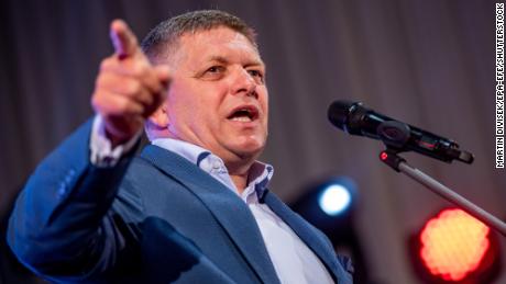 Former Slovak Prime Minister Robert Fico has called for stopping military aid to neighboring Ukraine.