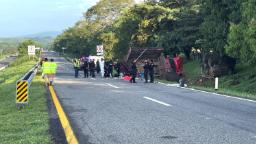 231001170619 mexico cuban migrants crash 100123 hp video At least 10 Cuban migrants die after truck overturns in Mexico, officials say