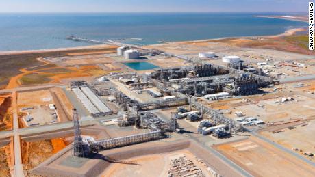 Chevron workers at key LNG facilities in Australia vote to restart strikes