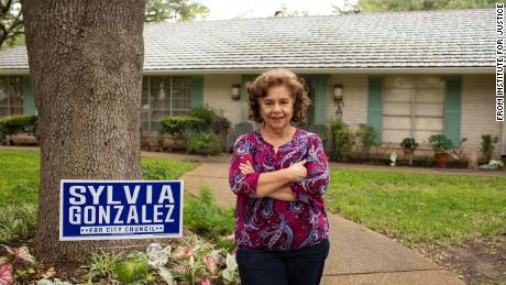 Sylvia Gonzalez, a 76-year-old retiree and a resident of Castle Hills, Texas, who was arrested in punishment for criticizing the city&#39;s management and officials.