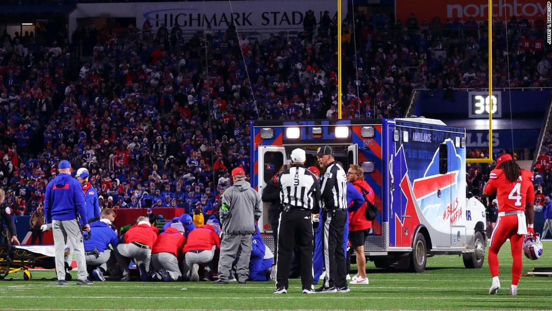Buffalo Bills’ Damien Harris was removed from the field on a gurney during New York Giants game CNN.com – RSS Channel
