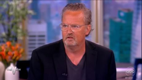 Matthew Perry cuenta la verdad detrás de sus problemas con las drogas - CNN  Video