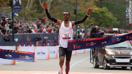 TCS New York City Marathon - New York, United States - November 5, 2023
Ethiopia&#39;s Tamirat Tola crosses the line to win the men&#39;s elite race.