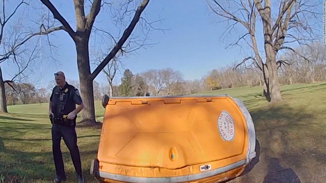 Porta potty arrest: Video shows Wisconsin police find suspect in overturned toilet on golf course