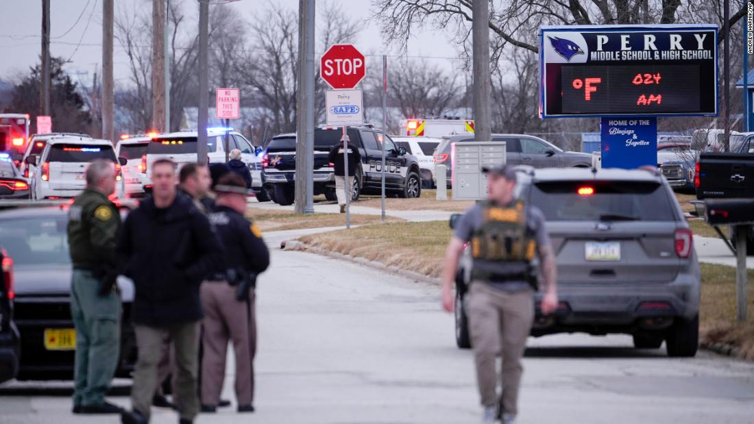 Multiple people shot at Perry High School in Iowa, sheriff says CNN.com – RSS Channel
