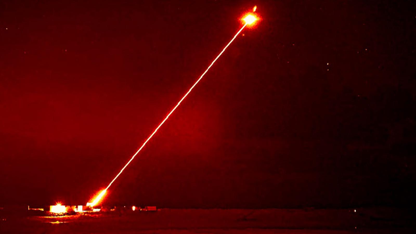 El Reino Unido probó DragonFire, su primera arma laser. Así funciona ...