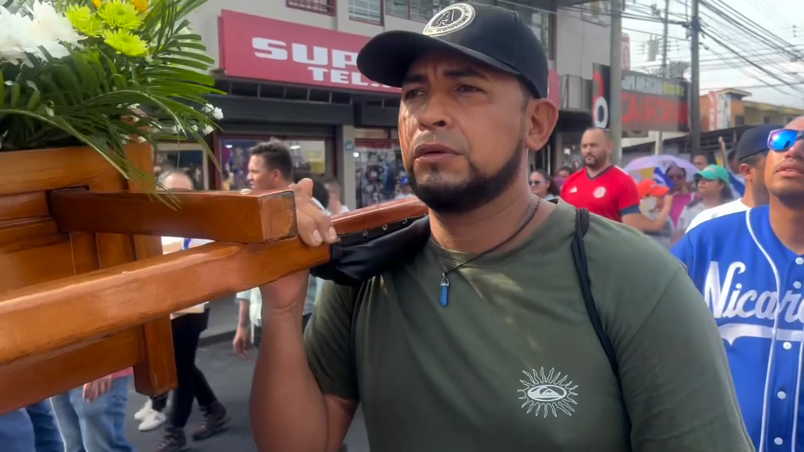 Viacrucis Por Nicaragua: Nicaragüenses Exiliados En Costa Rica Se ...