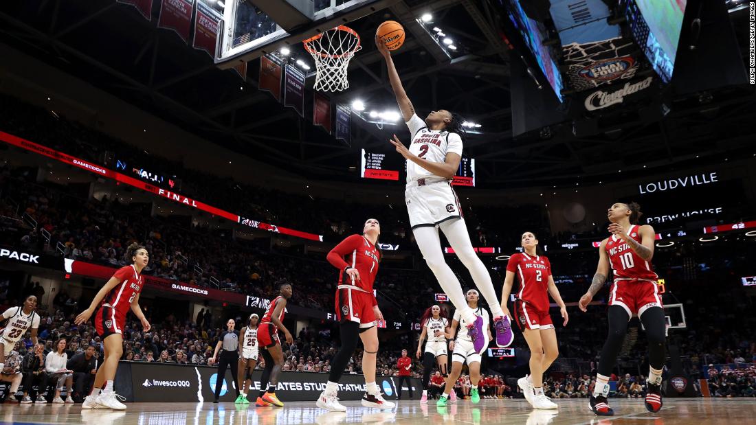 South Carolina&#39;s Ashlyn Watkins shoots the ball in the second half. Watkins scored eight points during the game.