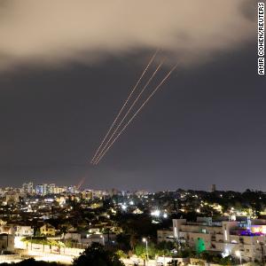 Iran launches barrage of strikes toward Israel